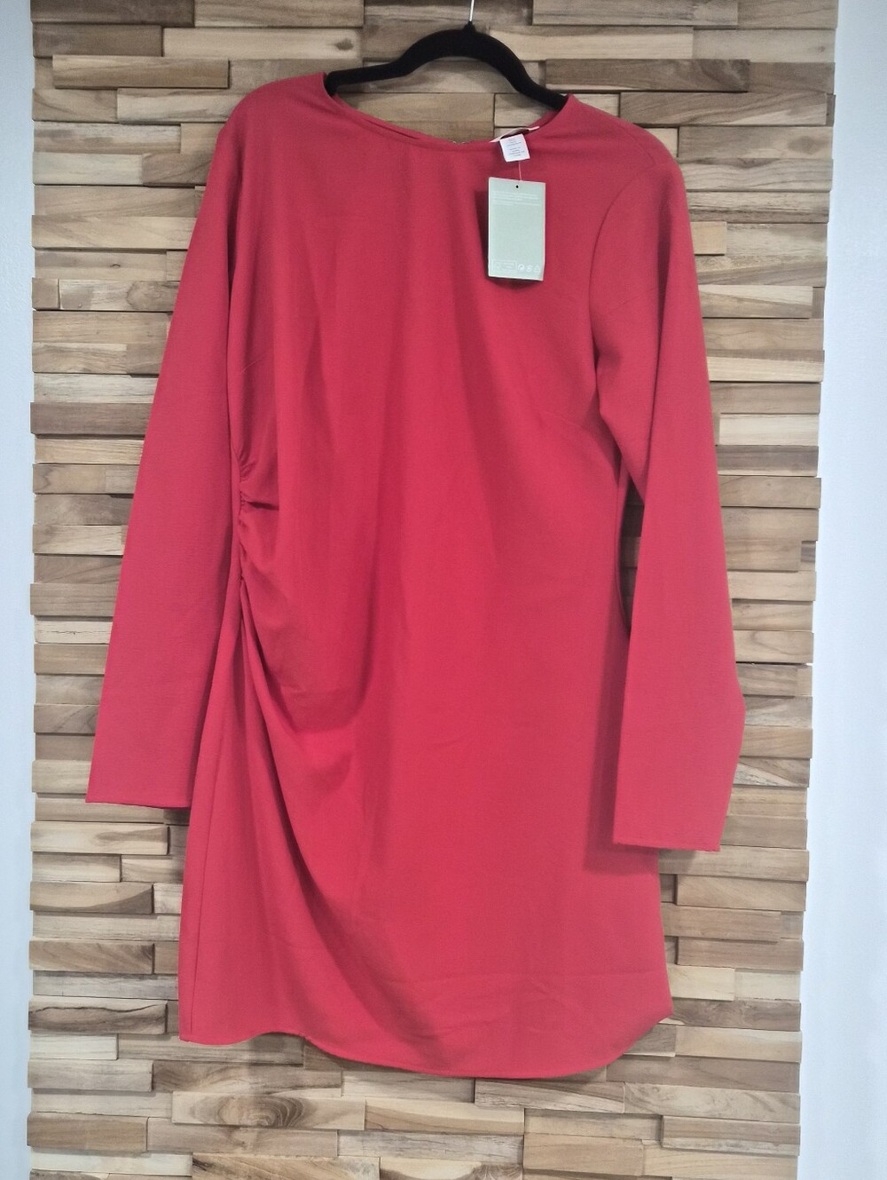 H&M Red long sleeve dress with ruched detail - Size L - New With Tags